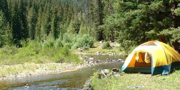 camping-site-trip-tent-woods-river