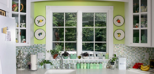 kitchen-beautiful-pale-yellow-green-window-pic