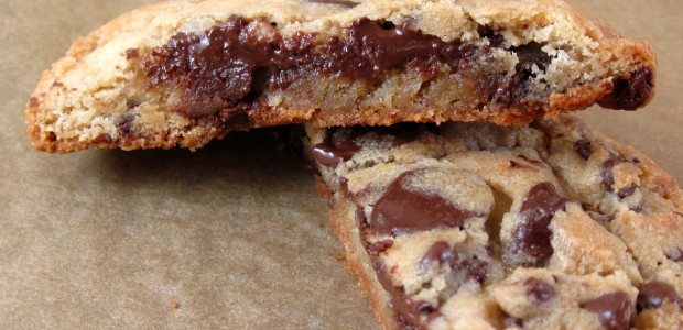 chocolate-chip-cookies-treats-yummy